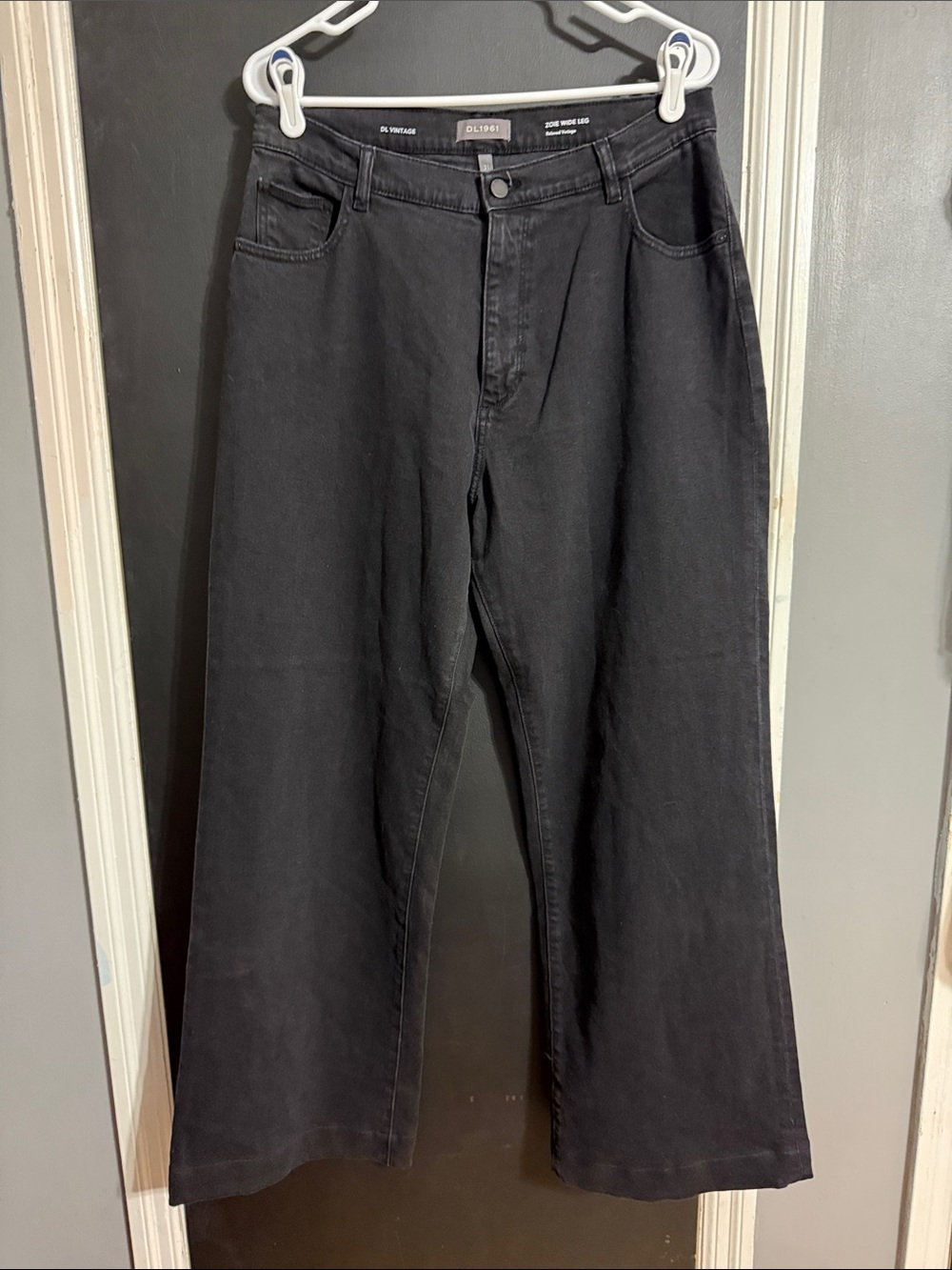 DL1961 Zoie Wide Leg Size: 31 Inseam: 30”